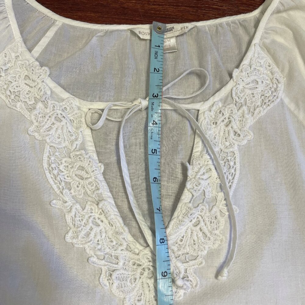 Boston Proper Top Tunic Medium White Lace Bell Sleeves Cottagecore Feminine - Picture 12 of 16